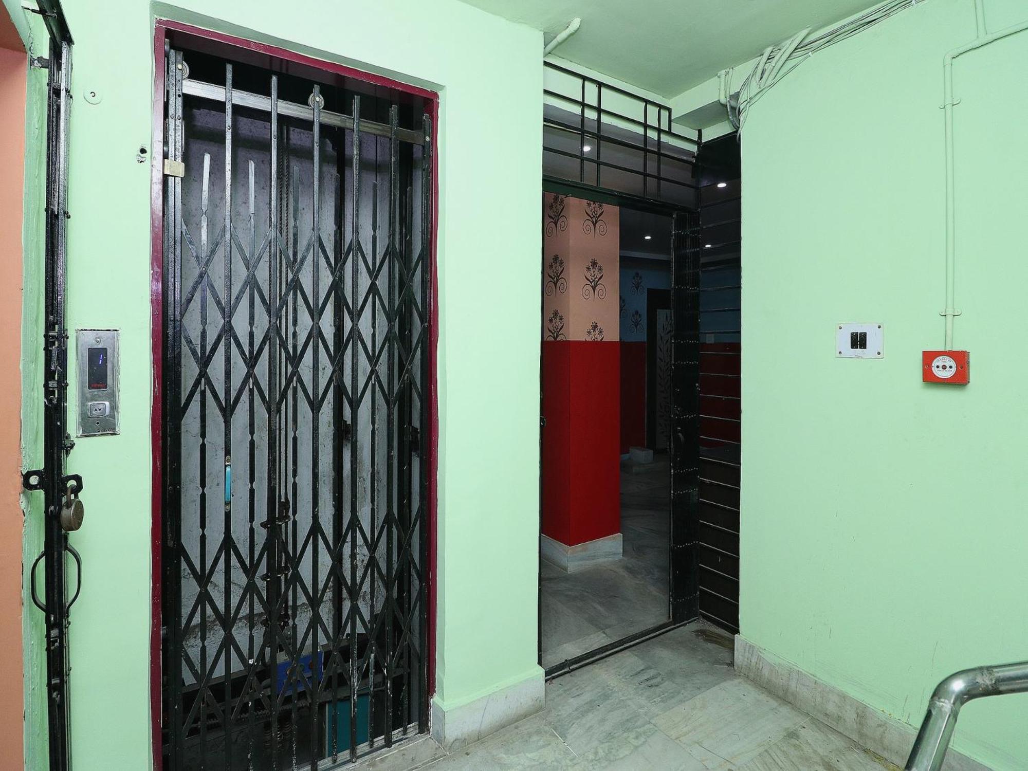 Super Hotel O Jagannath International Near Kolkata Airport Gauripur  Bagian luar foto